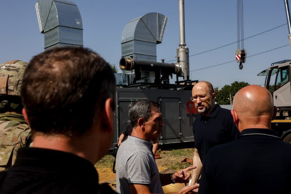 На Донеччині Шмигаль перевірив реконструкцію об'єкта теплової генерації (фото)