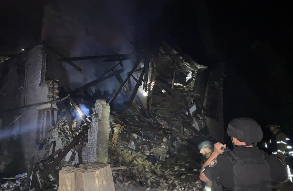 За добу росіяни 32 рази обстріляли населені пункти Донеччини