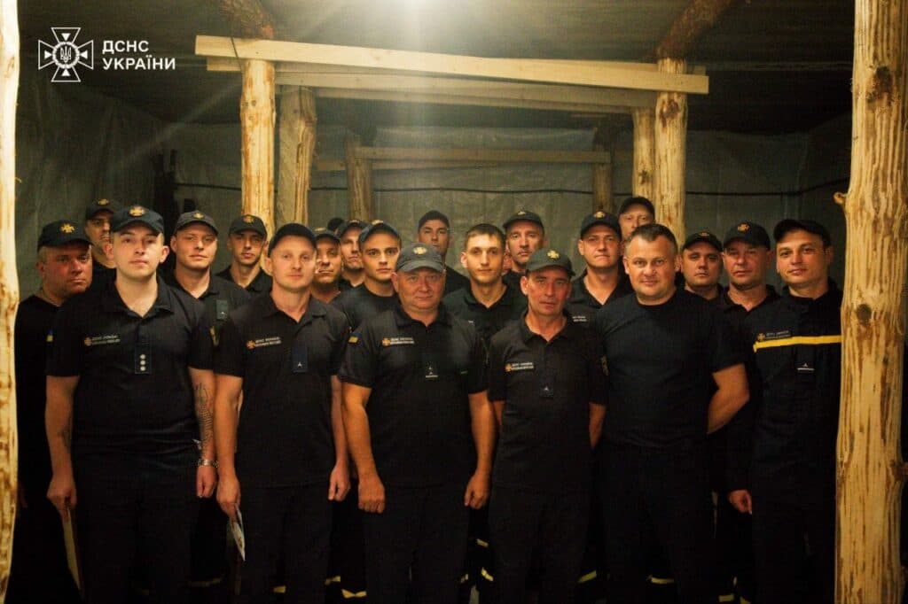 19 рятувальників Донеччини отримали нагороди від Голови ДСНС України (фото)