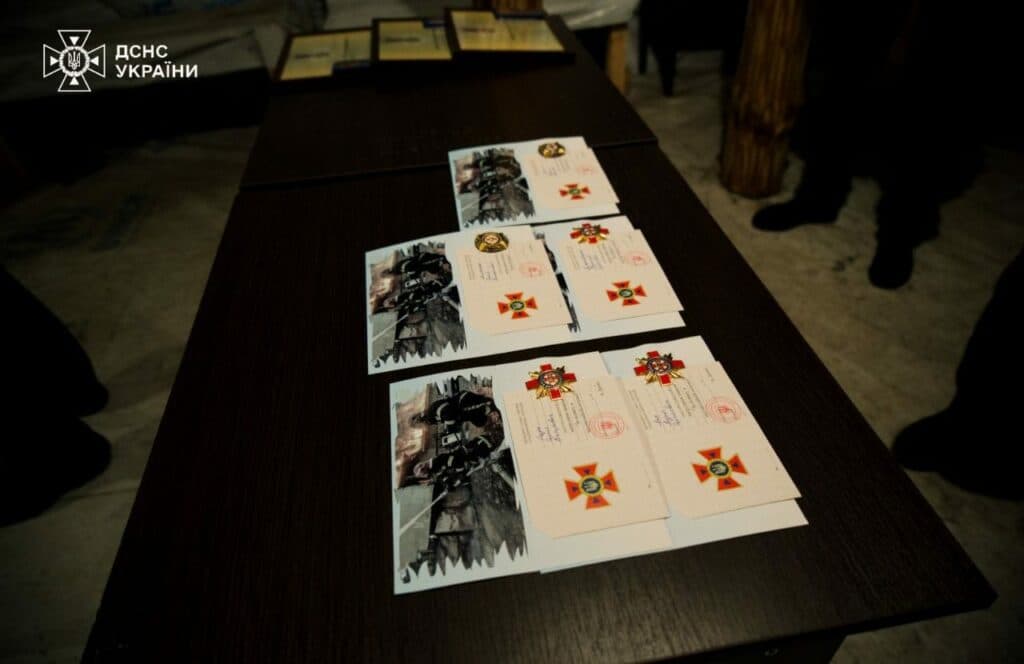 19 рятувальників Донеччини отримали нагороди від Голови ДСНС України (фото)