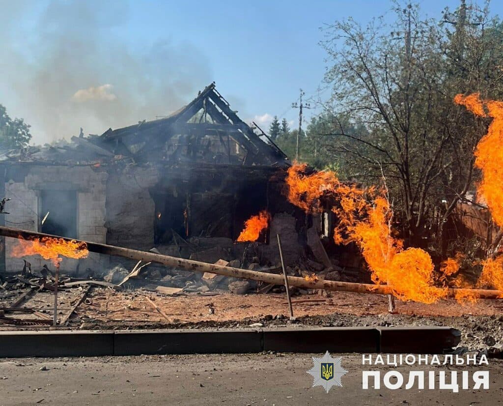 На Донеччині окупанти зосередили вогонь на 13 населених пунктах, — поліція