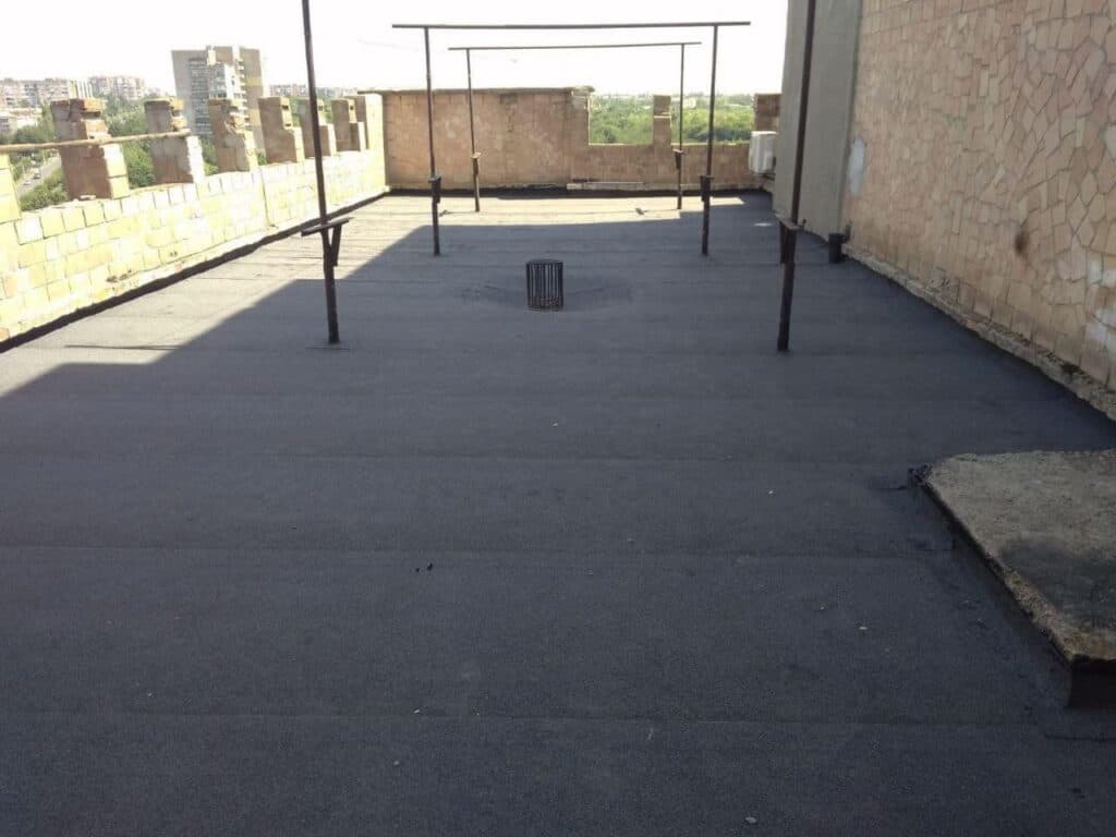 У Краматорську відновлюють будинки, які постраждали від агресії рф