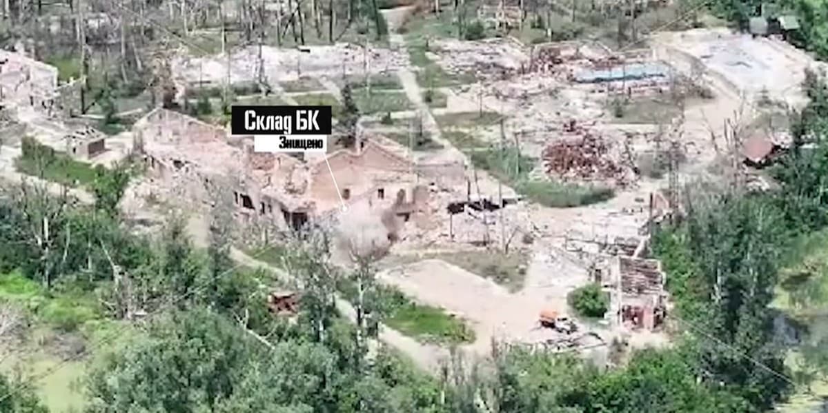 Луганські прикордонники знищили пункт управління БпЛА і ворожу силу (відео)