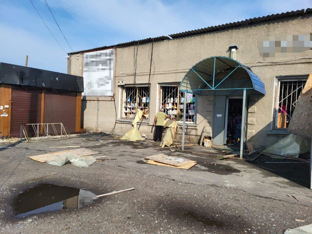 У прокуратурі розповіли про поранених внаслідок ворожого обстрілу Лимана (фото)