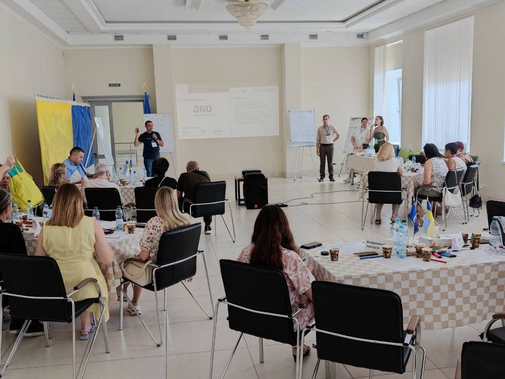 Будівництво, сучасну транспортну систему та реабілітаційні заклади для маріупольців обговорили у Кропивницькому