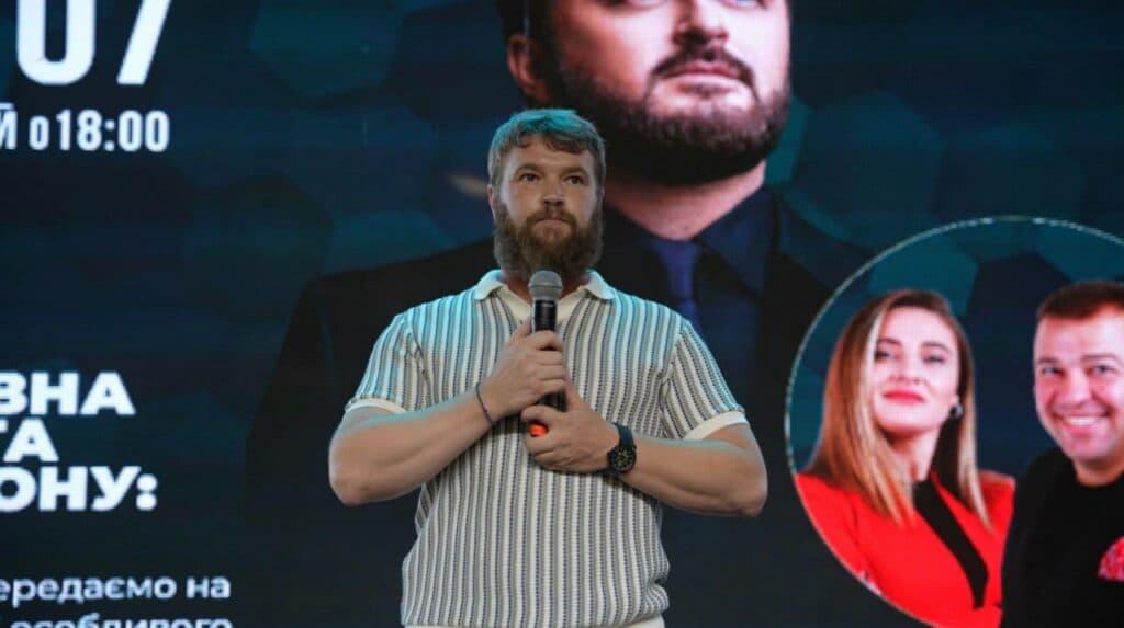 Картину захисника Маріуполя продали на аукціоні за 500 тисяч гривень (фото)