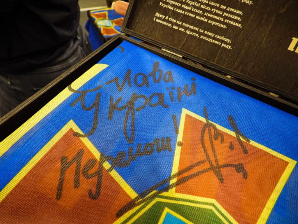 Родини загиблих військовослужбовців отримали Знаки Пошани Захиснику Луганщини 6