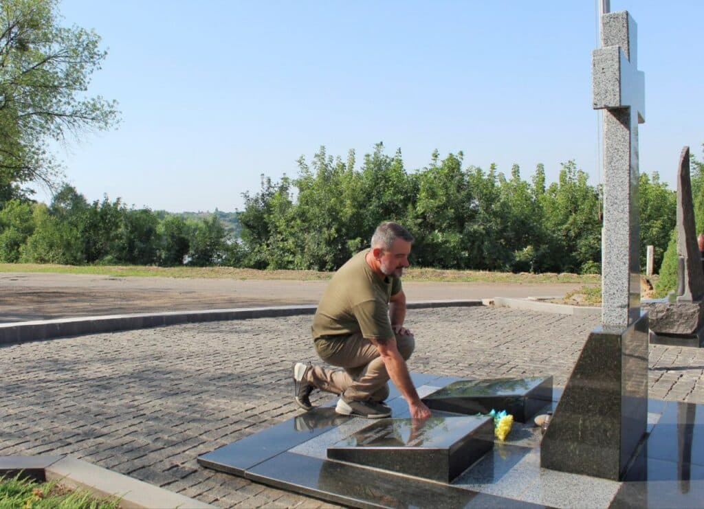 У Слов’янську відзначили десяту річницю визволення міста від російських загарбників (фото)У Слов’янську відзначили десяту річницю визволення міста від російських загарбників (фото)