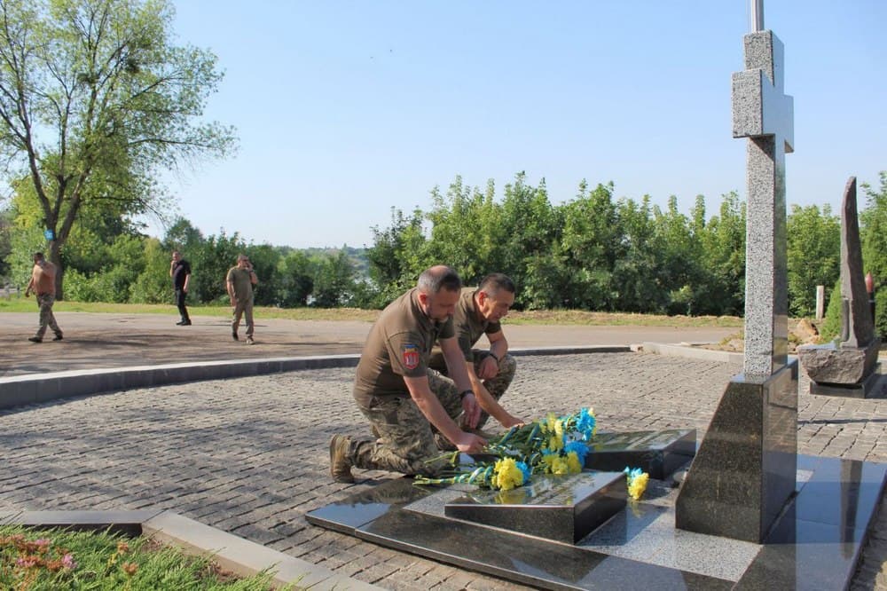 У Слов’янську відзначили десяту річницю визволення міста від російських загарбників (фото)