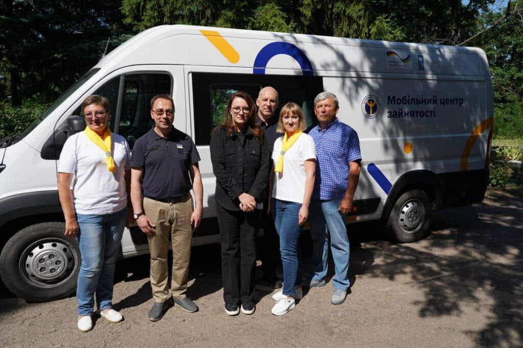 Міністерці економіки України Юлії Свириденко розповіли про проблеми Донеччини (фото)