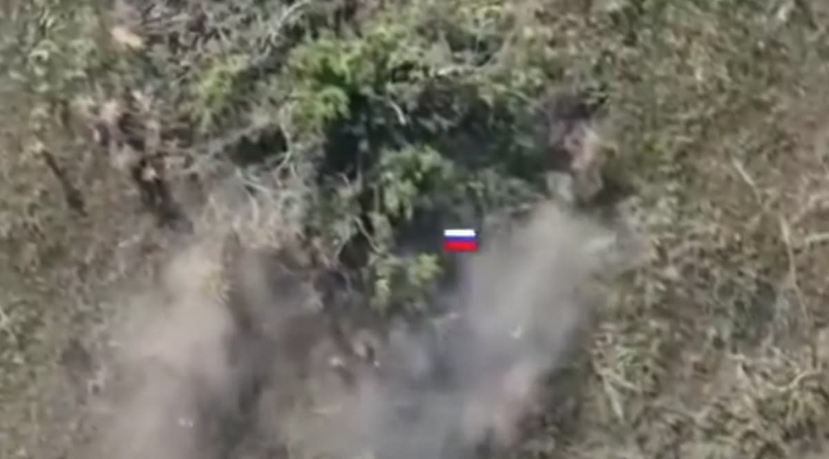 Українські військові показали, як знищують російських загарбників на Лиманському напрямку (відео)