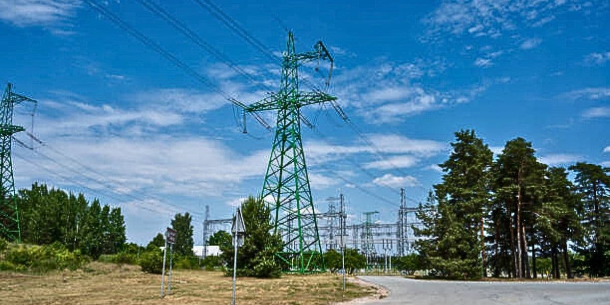 електроопора