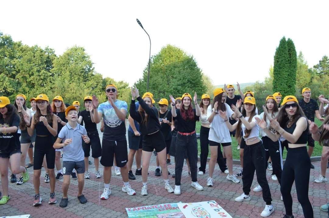 Діти Старобільської громади відпочили у дитячому таборі Водограй на Івано-Франківщині