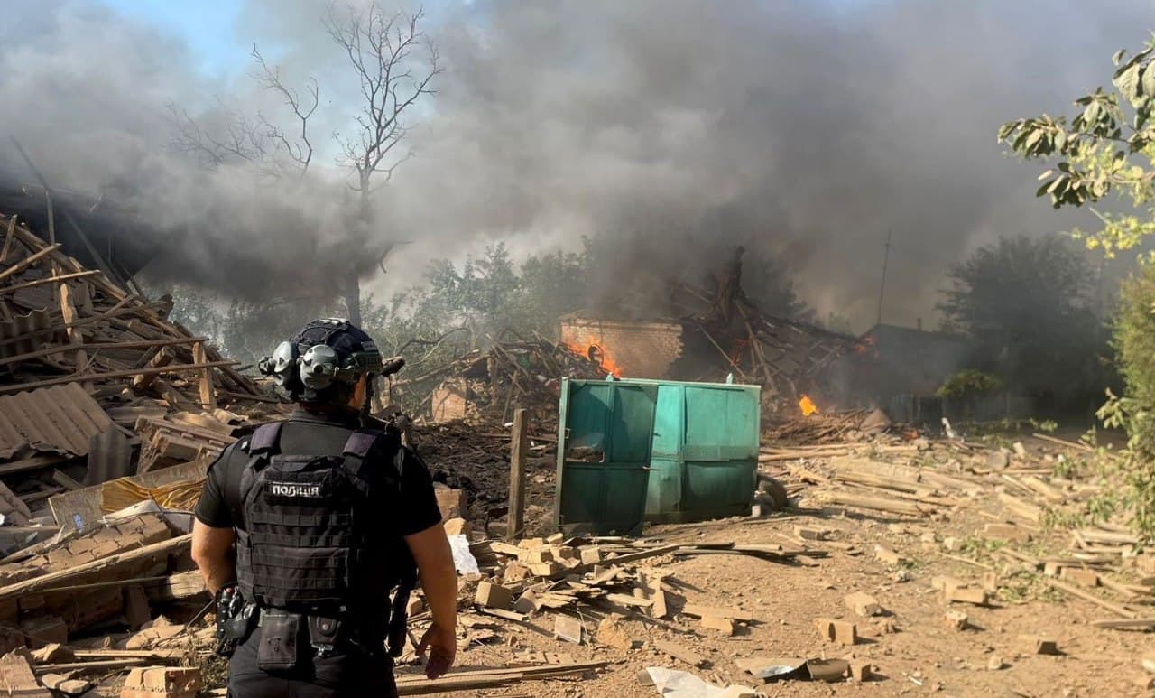 Двоє вбитих і 9 поранених мирних жителів — наслідки російських обстрілів на Донеччині