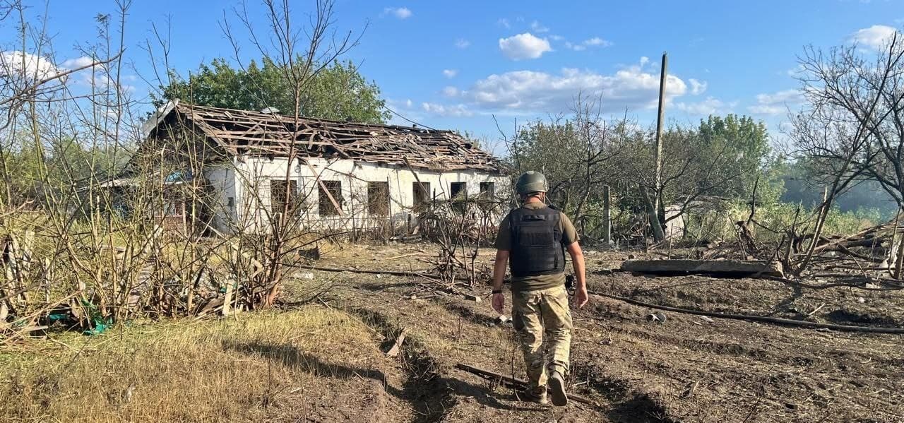 Росіяни за добу поранили 5 мешканців Донеччини та завдали близько пів сотні руйнувань