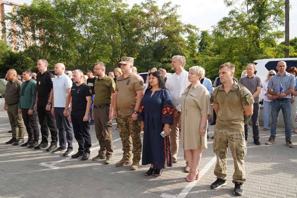 Почесний консул Литовської Республіки у Луганській області нагородив голову Луганської ОВА і склад адміністрації медалями "За заслуги" (фото)