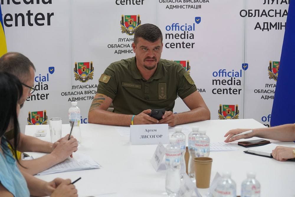 Лисогор перевів гуманітарні хаби Луганщини на надзвичайний режим роботи