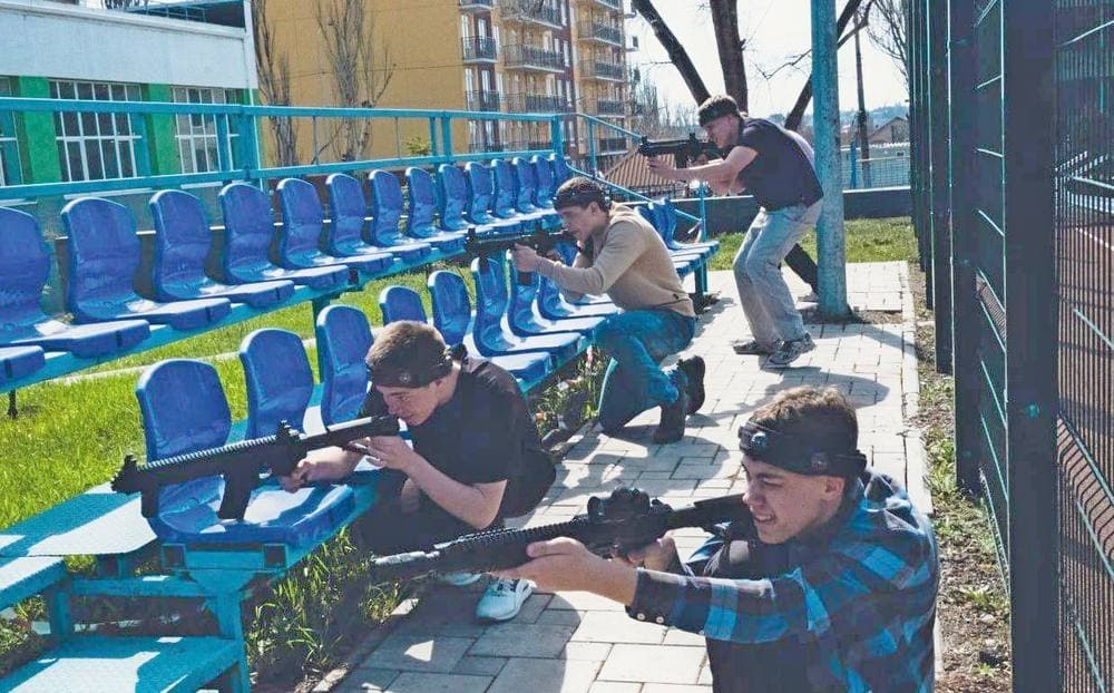 В окупації вступ у військову організацію російських загарбників "досааф" стане обов’язковим дітям з 14 років