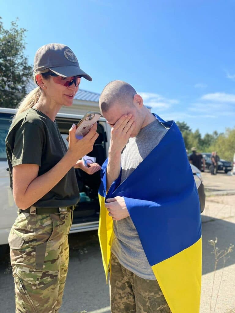 Більшість повернутих сьогодні в Україну з полону рф захисників — оборонці Маріуполя