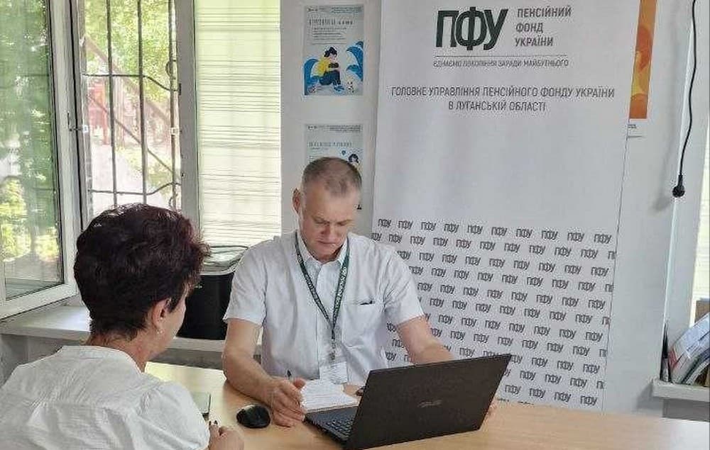 В липні у Кремінських хабах продуктову та консультативну допомогу одержали понад 1500 ВПО