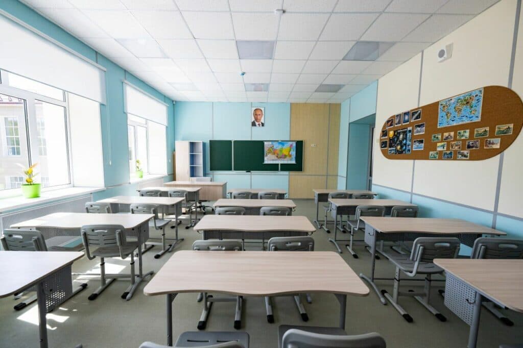 пропаганда у школах окупованого сходу