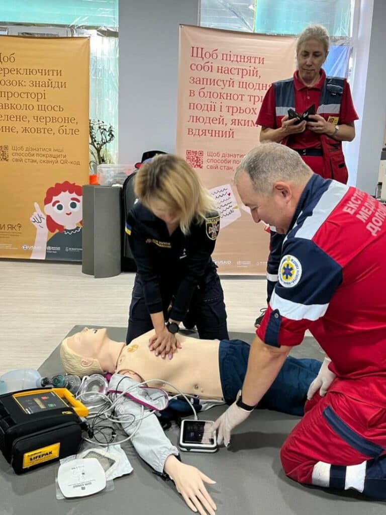 Чрезвычайники Луганщины учились оказывать первую психологическую и медицинскую помощь 2