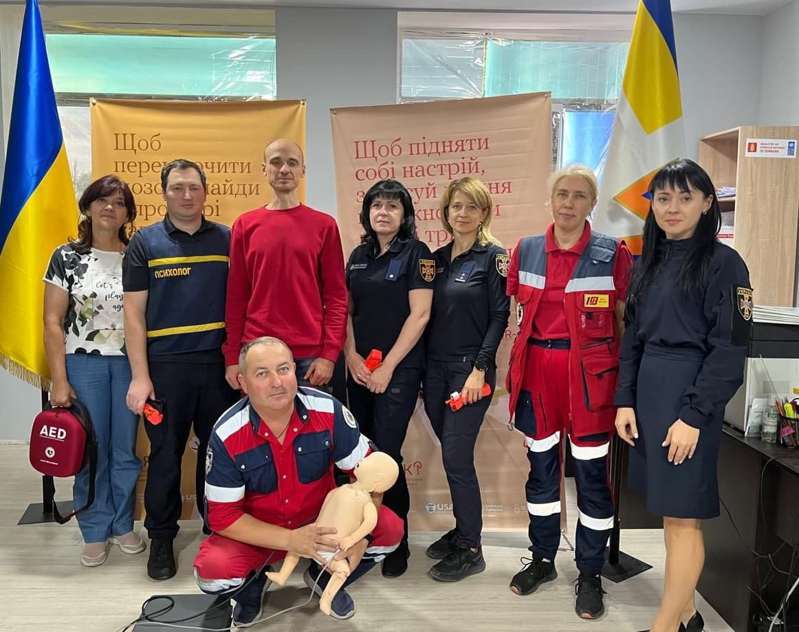 Надзвичайники Луганщини вчилися надавати першу психологічну та домедичну допомогу