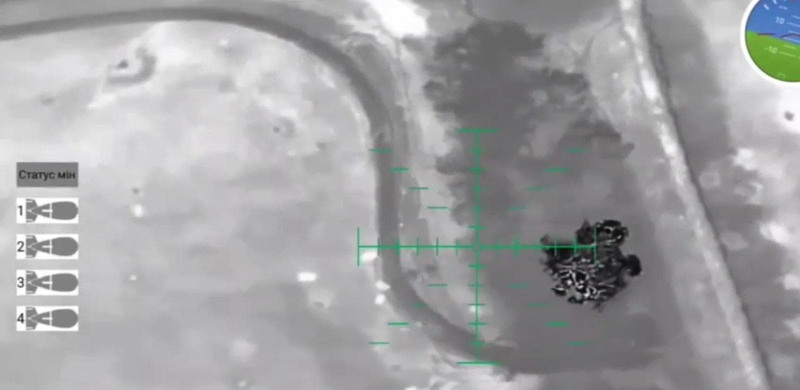 Прикордонні дронарі влучними скидами вразили ворожий склад БК на Вовчанському напрямку