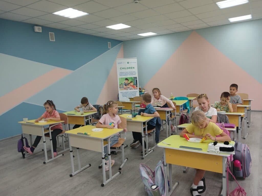 В Павлограде для ВПЛ из Луганщины провели занятия с логопедом и оказали психологическую помощь 3