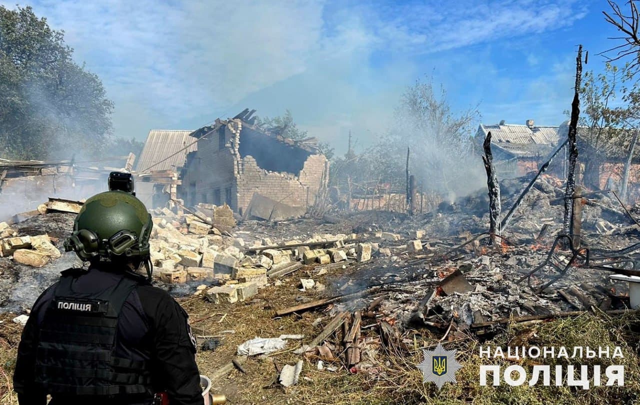За добу поліція зафіксувала більше 3 тисяч ворожих ударів по Донеччині