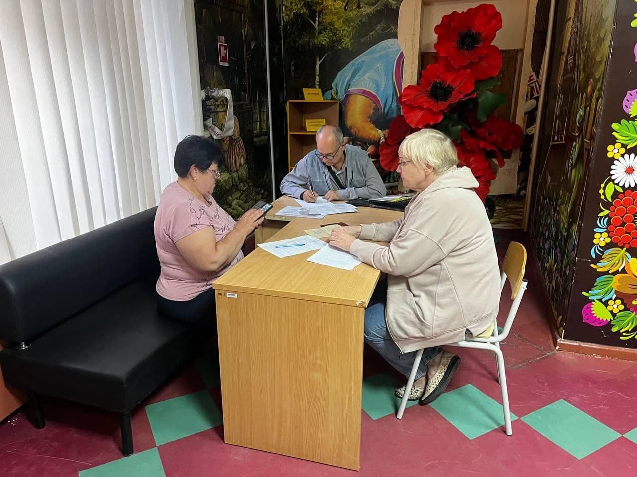 допомога переселенцям з селидового 1