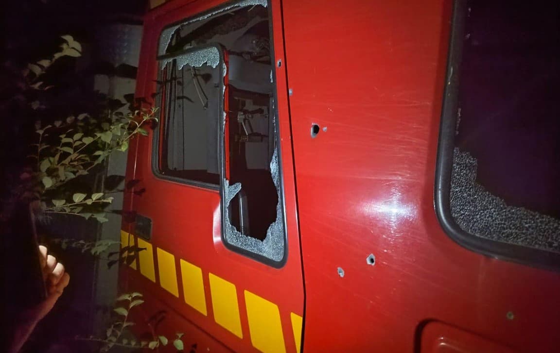 пошкоджена автівка дснс донеччини 2