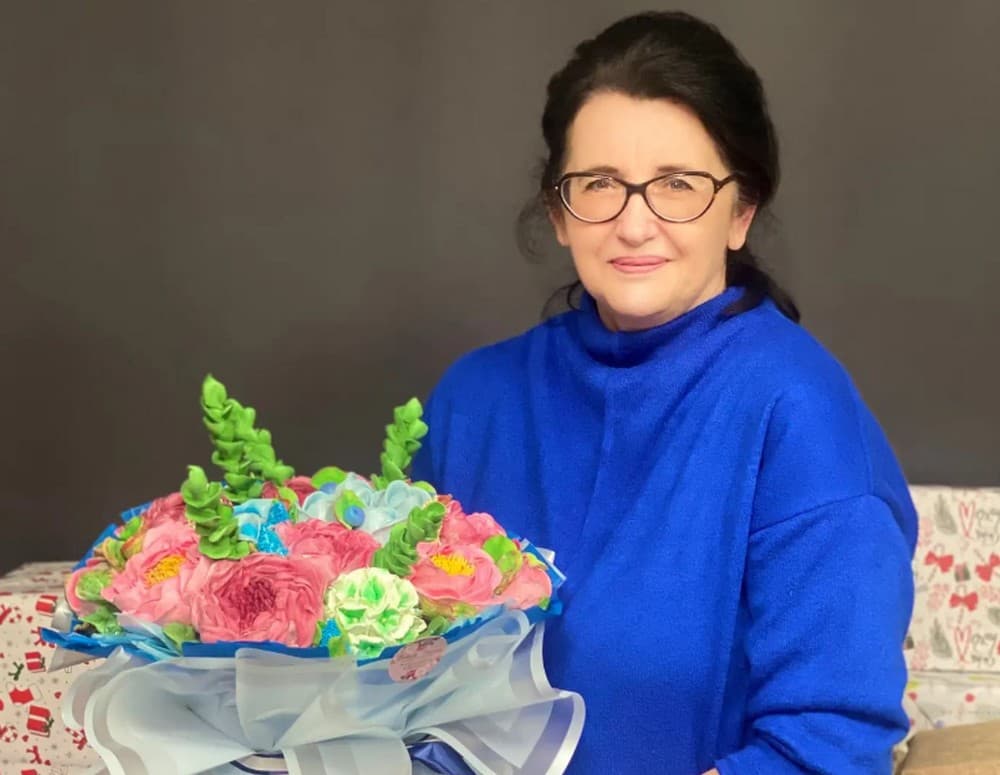 Двічі переселенка з Донеччини відкрила "Зефірний сад" у Дніпрі (відео)