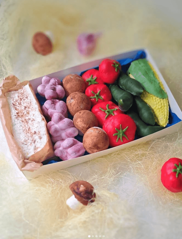 Двічі переселенка з Донеччини відкрила "Зефірний сад" у Дніпрі (відео)