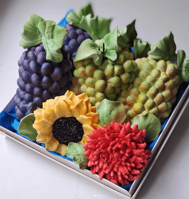 Двічі переселенка з Донеччини відкрила "Зефірний сад" у Дніпрі (відео)