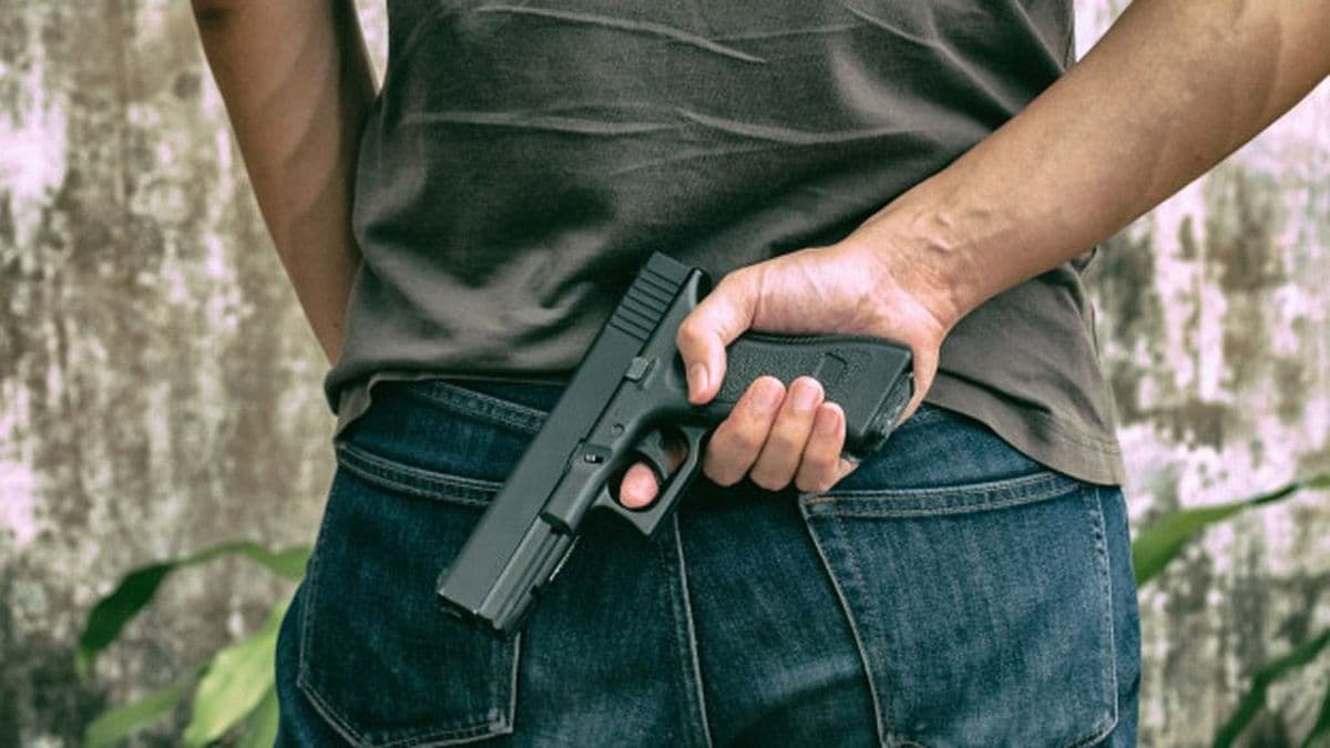 В окупованому Маріуполі затримали підозрюваних у серії збройних розбійних нападів