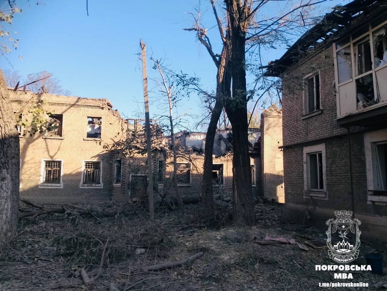 Покровська МВА показала наслідки обстрілу Родинського