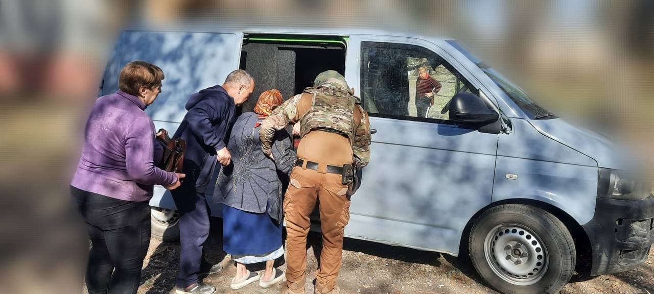 Ще 5 людей евакуювали з Селидового на Донеччині 1