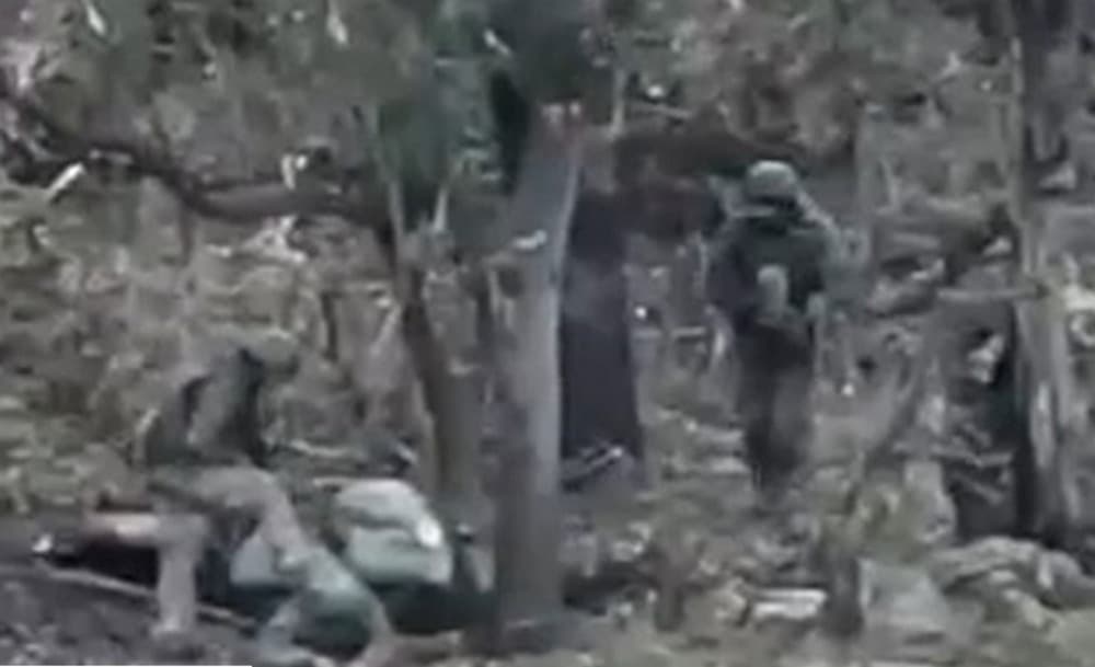 Поблизу Селидового російські військові розстріляли двох полонених бійців ЗСУ: розпочато розслідування