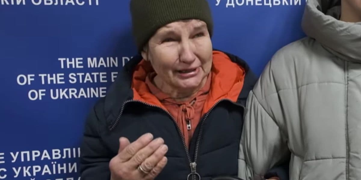 Аби подякувати за врятоване від вогню помешкання до вогнеборців завітала жителька Краматорська