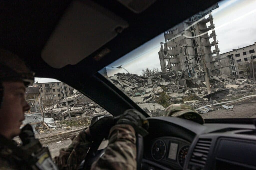 Білі янголи евакуювали з Мирнограда родину з трьох жінок 3