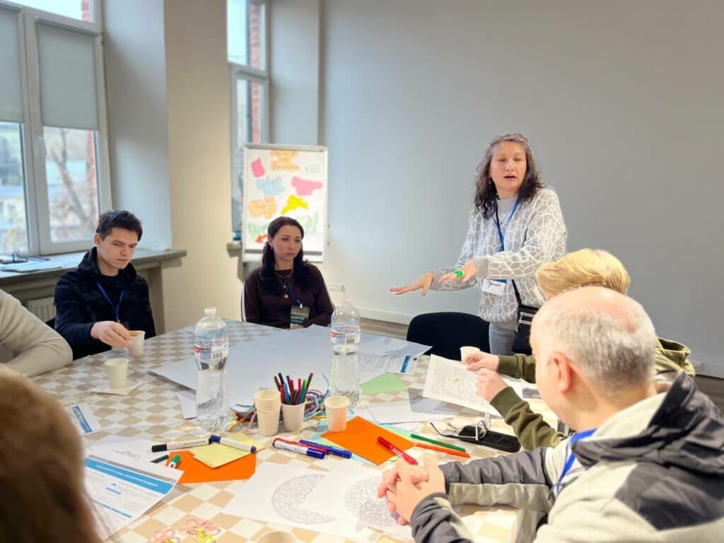 У Дніпрі обговорили фіксацію руйнувань знищеного росіянами Маріуполя