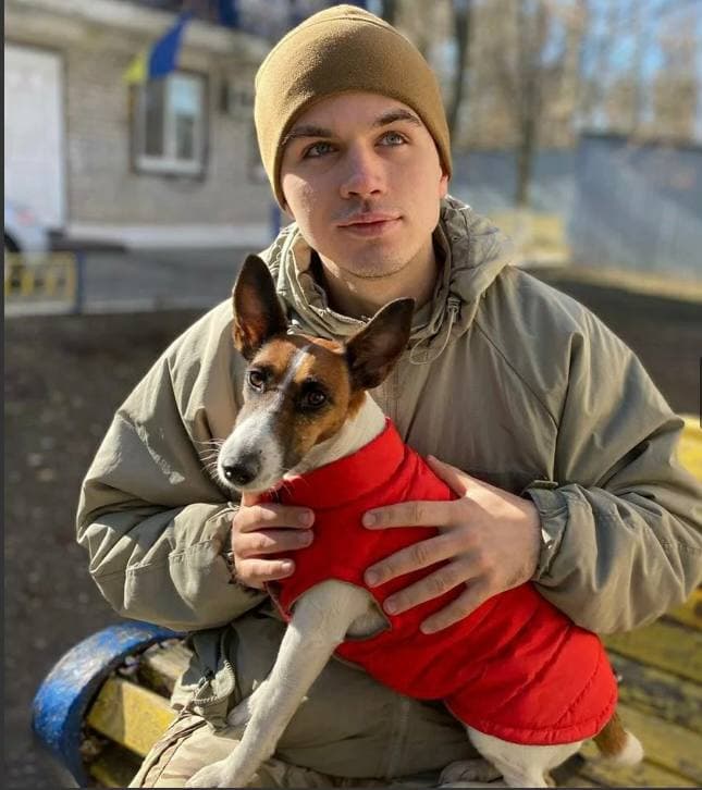 Останній бій Рута: захиснику Маріуполя присвятили серію ілюстрацій