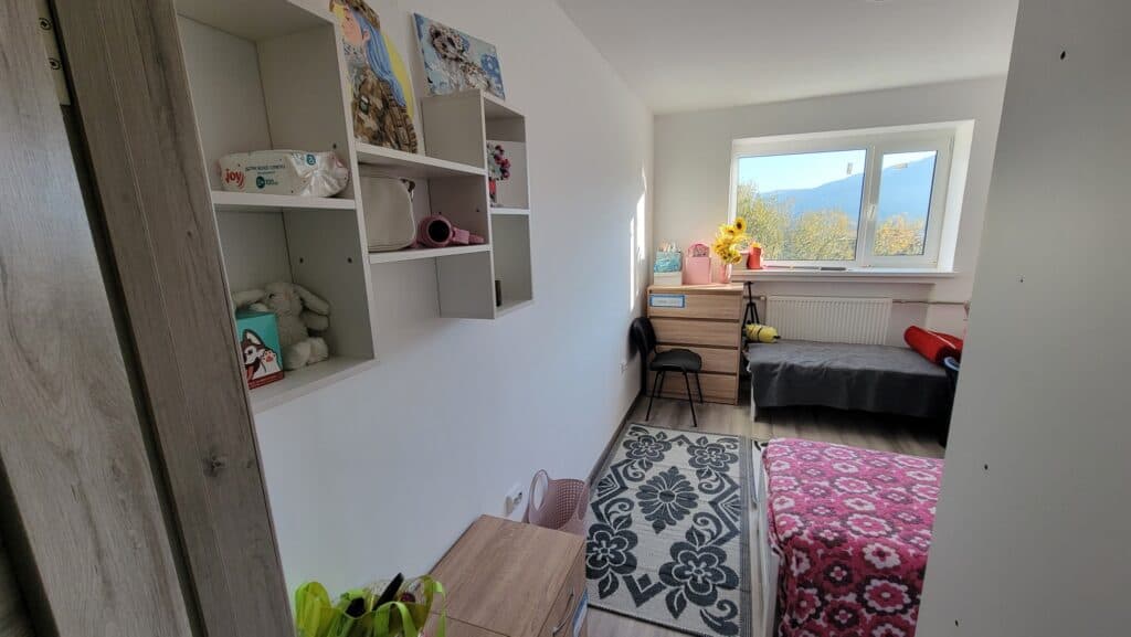 На Закарпатті оновлено гуртожиток для переселенців