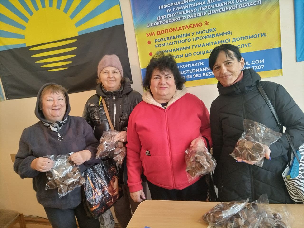 На Закарпатті триває видача гуманітарної допомоги для ВПО з Донеччини 1