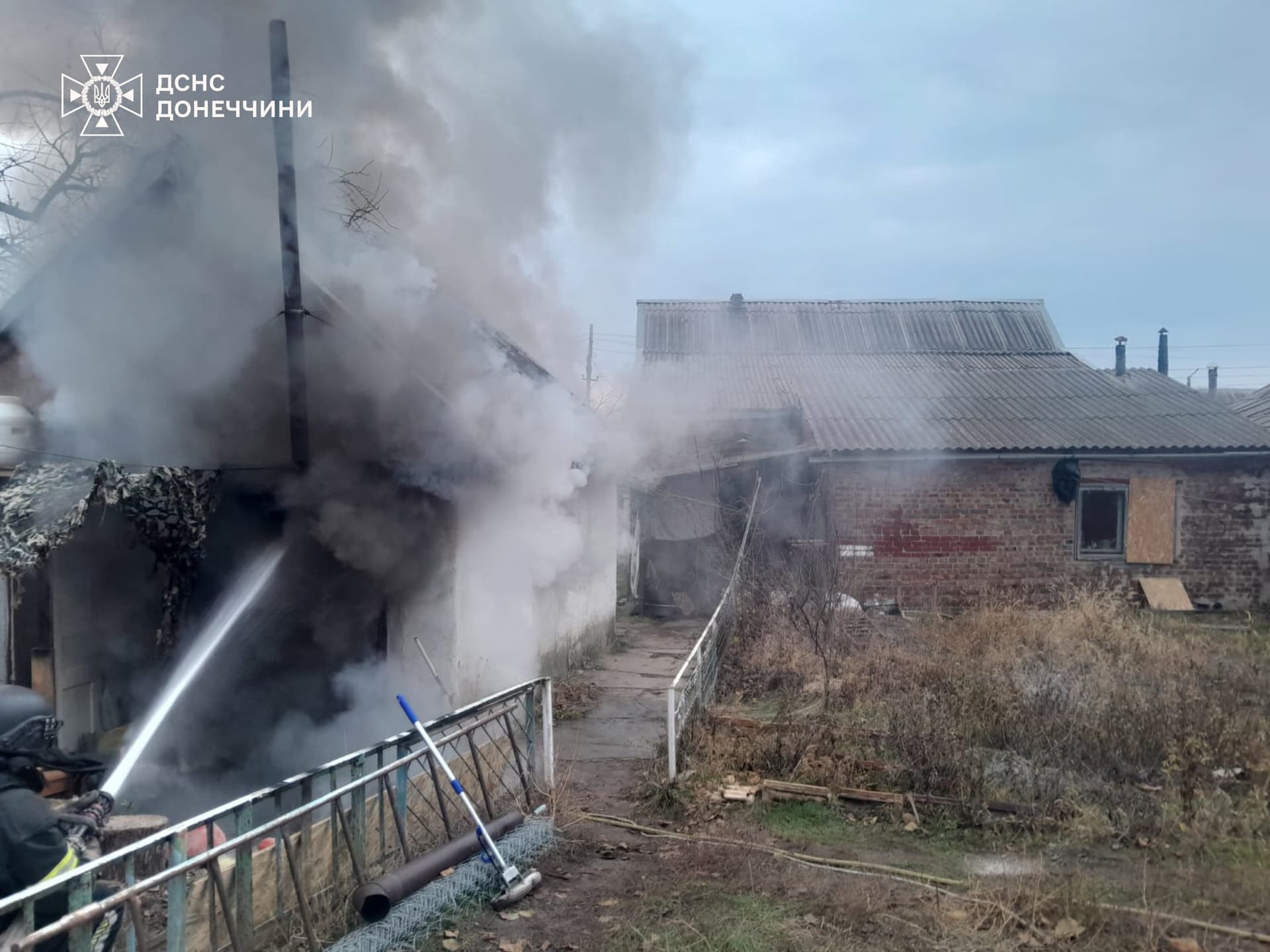 Рятувальники ліквідували дві пожежі на території Краматорського району