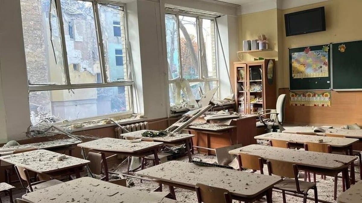 В Україні міжнародні партнери відбудують 11 навчальних закладів, які постраждали від війни