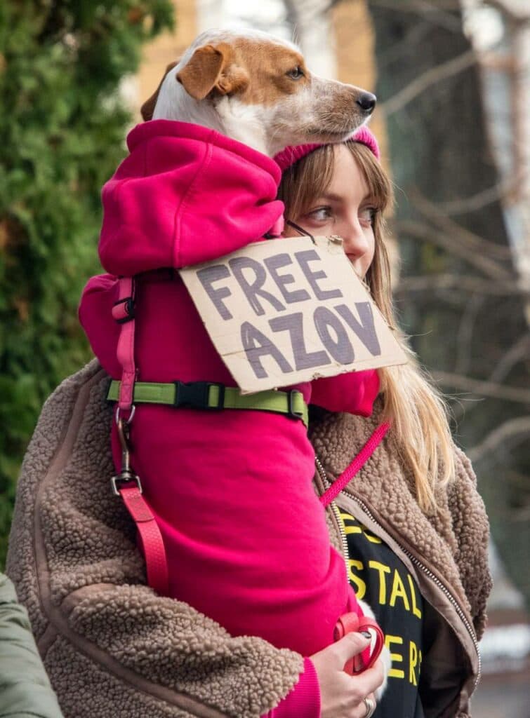 во Львове напомнили о тех, кто до сих пор в русском плену