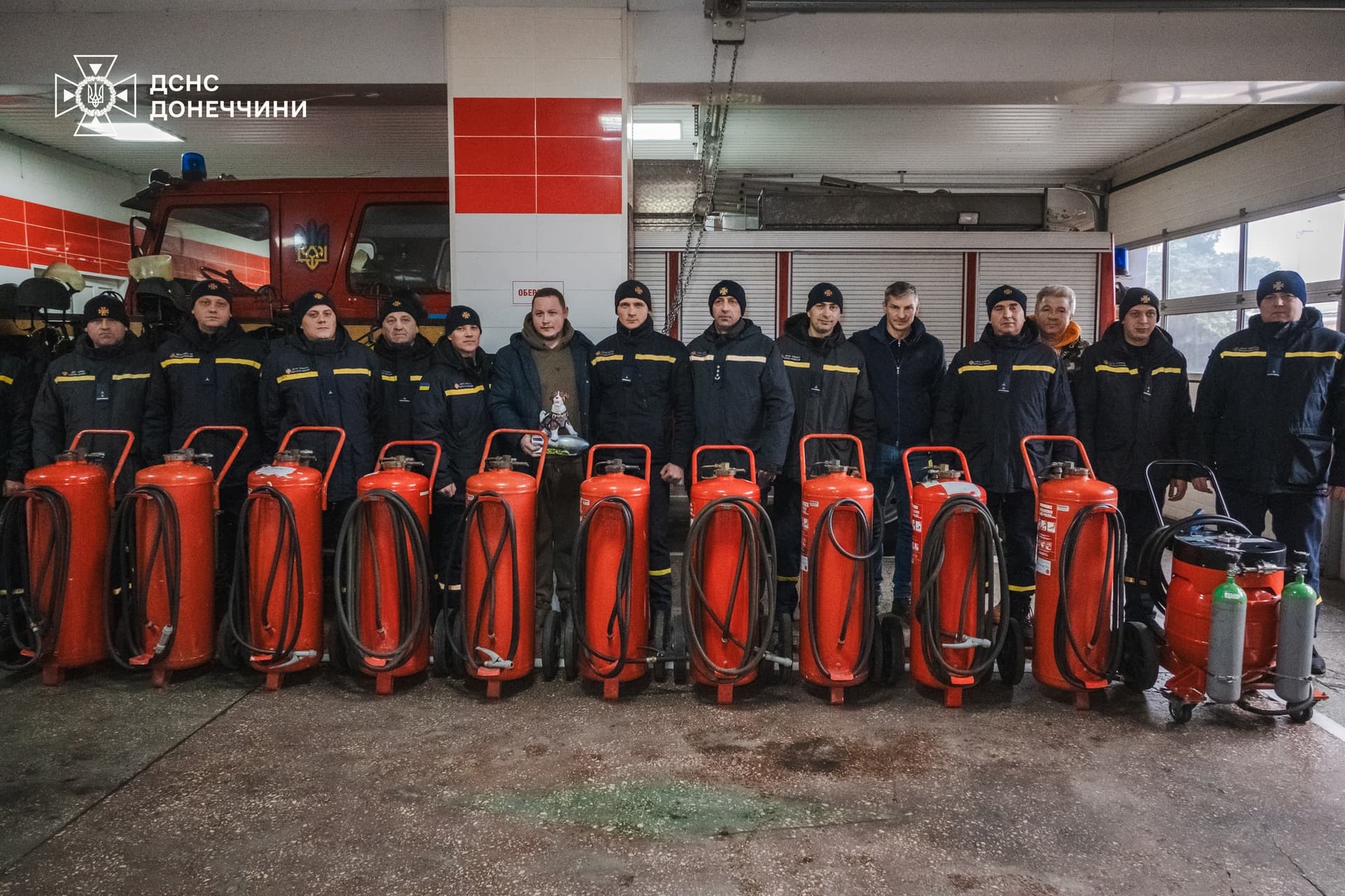 Благодійники передали допомогу рятувальникам Донеччини