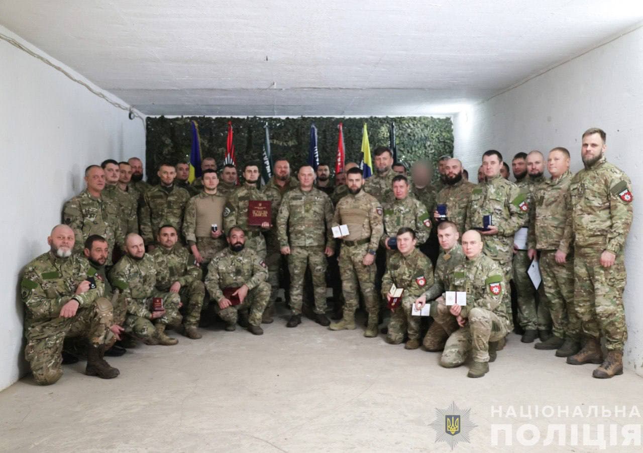 Голова Нацполіції Іван Вигівський відзначив бойові підрозділи поліції, які несуть службу на Донеччині